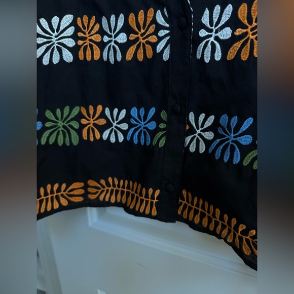 Pearl and Caviar Black Embroidered Shirt - Picture 5 of 12